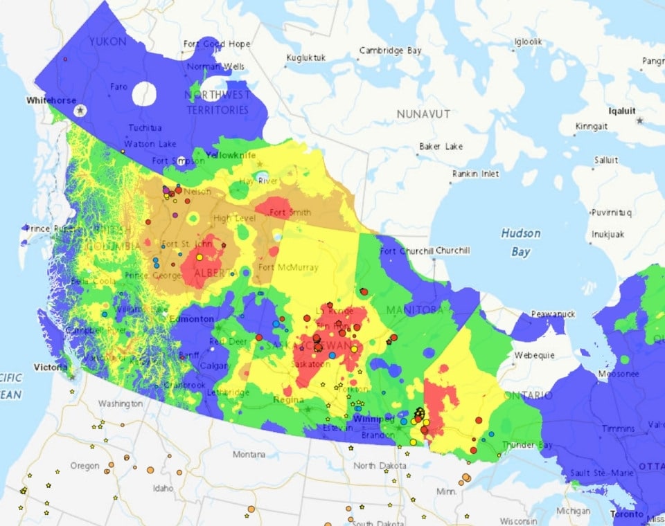 Karte von Kanada mit verschiedenen geografischen Zonen und Datenpunkten in verschiedenen Farben.