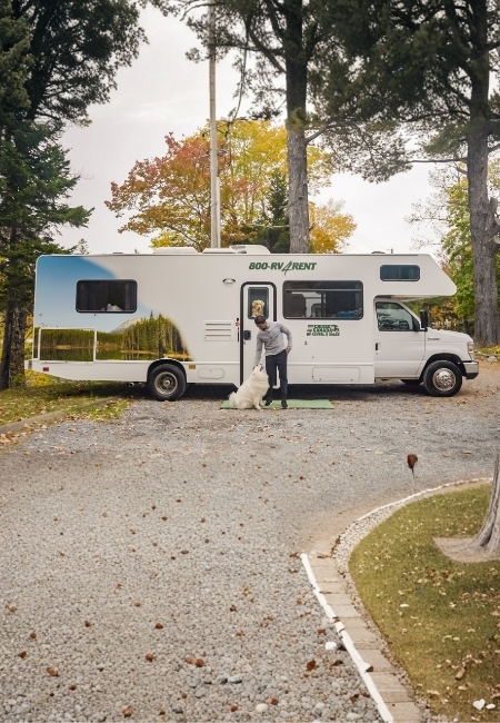 Großes Wohnmobil 